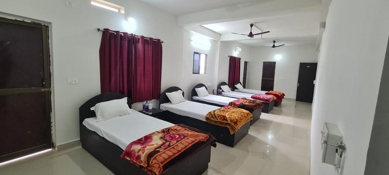 Gaurav Guest House Bodh Gaya Exterior foto