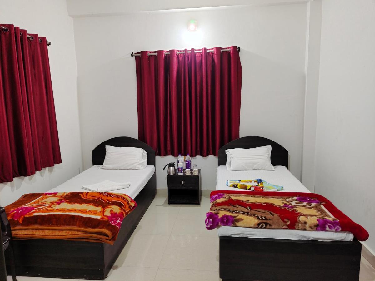 Gaurav Guest House Bodh Gaya Exterior foto