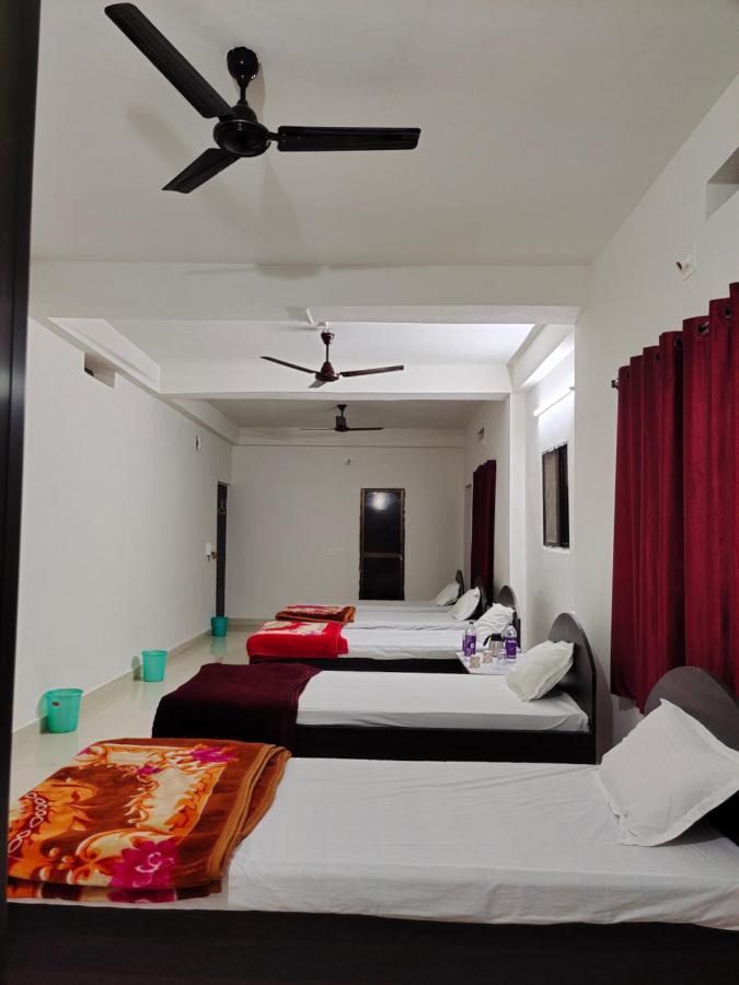 Gaurav Guest House Bodh Gaya Exterior foto